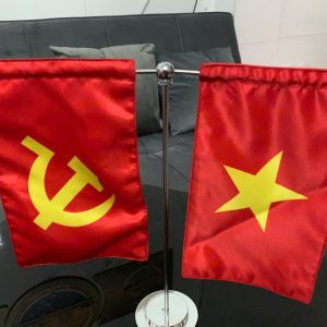 cờ đảng, cờ tổ quốc